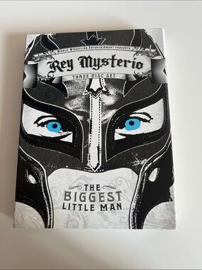 World Wrestling - Rey Mysterio - The Biggest Little Man